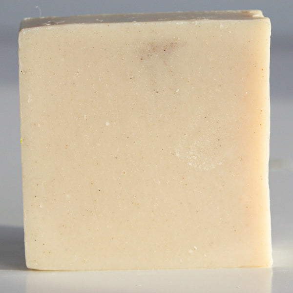 Tea tree & rhassoul scrub soap